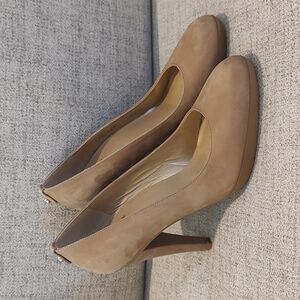 Stuart Weitzman Brown/Tan Suede Closed Toe Pumps Size 6.5